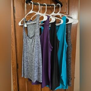 Lot of 5 Activewear Women Tanks (Under Armour, Zyia, & Maurices) Size XL - XXXL